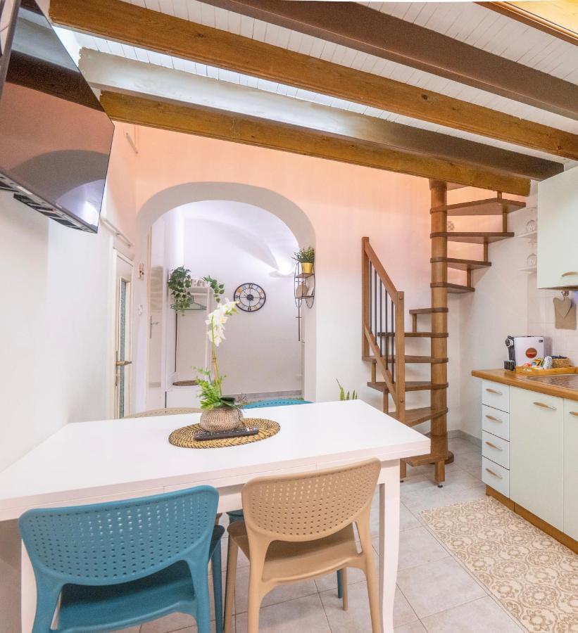 Casa Iryna Appartement Pietra Ligure Buitenkant foto