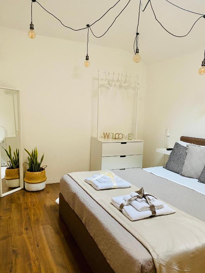 Casa Iryna Appartement Pietra Ligure Buitenkant foto